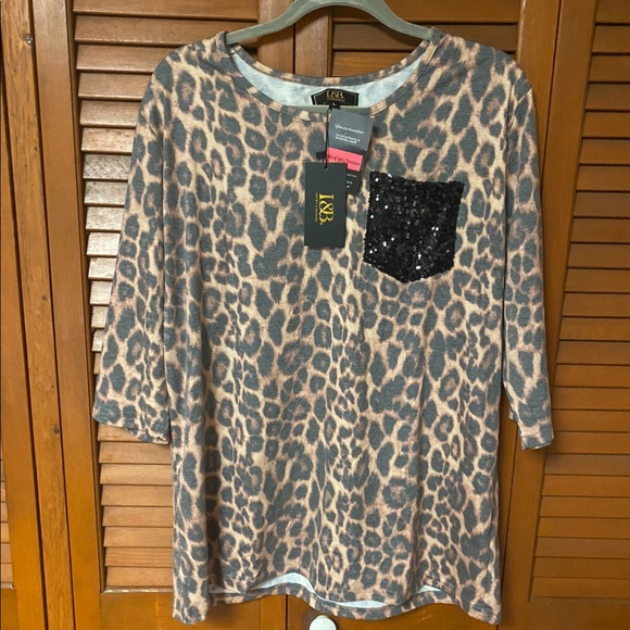 NWT BOUTIQUE TOP - Picture 3 of 6